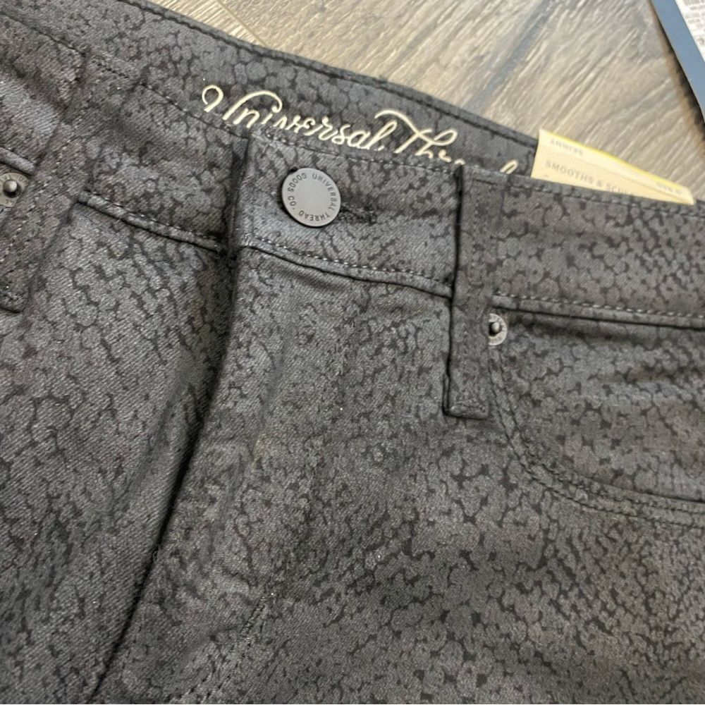 NWT Universal Thread High Rise Skinny Jean - Picture 8 of 11
